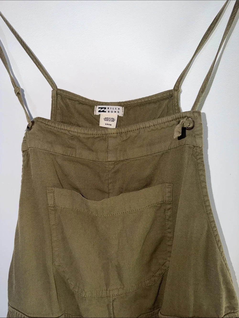 Billabong olive green